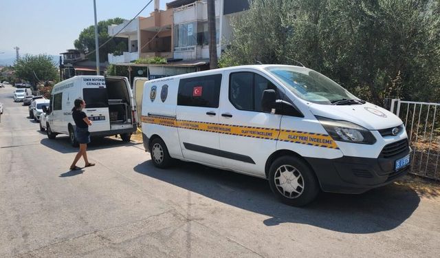 Urla'da korkunç olay: Anne ve oğlu evde ölü bulundu