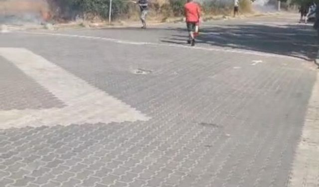 Trafonun patlaması sonucu çıkan yangın tatilcilere panik yaşattı
