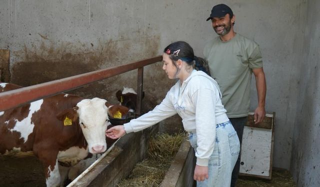 Kızları için İstanbul'u bırakıp köye yerleştiler, bambaşka bir hayat yaşamaya başladılar