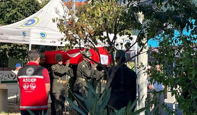 Tekirdağ’da hayatını kaybeden Kıbrıs Gazisi İsa Gökpınar son yolculuğuna uğurlandı