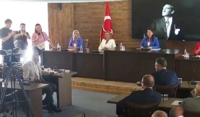 Edirne Belediye Meclisi’nde toplantı sonrası gerginlik