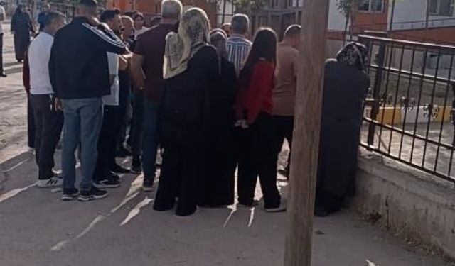 Van'da silahlı öğrenci alarmı