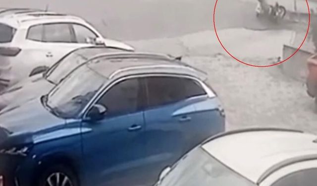 Bursa'da ters yönde ilerleyen motosikletli kaza yaptı: Yaşam mücadelesi veriyor