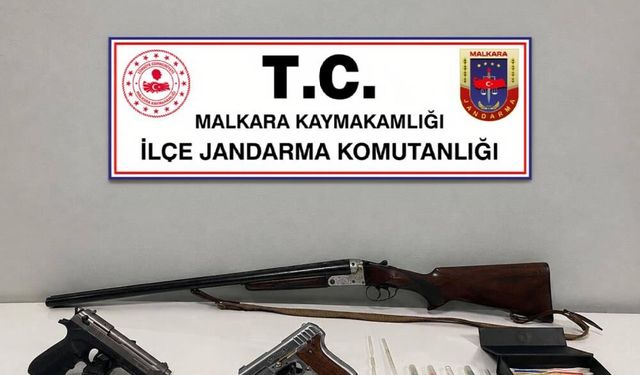 Malkara'da jandarma operasyonunda silah ve uyuşturucu aparatları ele geçirildi