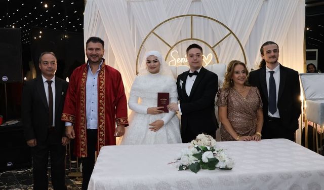 Başkan Yayla, Büşra ve Kadir Batuhan’ın Nikâhını Kıydı