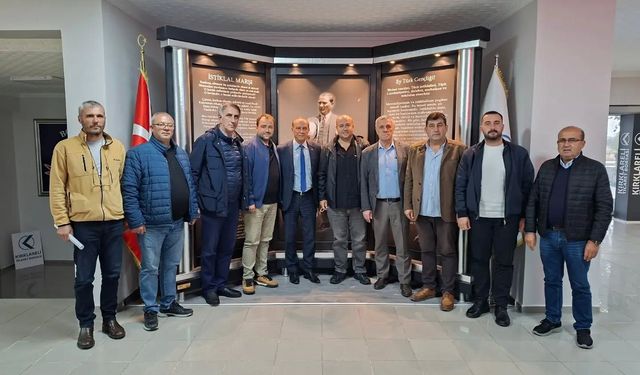 Kırklareli Ticaret Borsası’na Üyelerden Tebrik Ziyareti