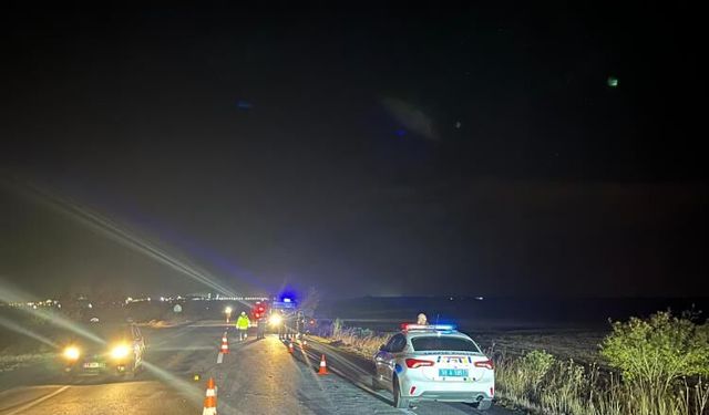 Çorlu'da motosiklet kamyonla çarpıştı: 17 yaşındaki genç hayatını kaybetti