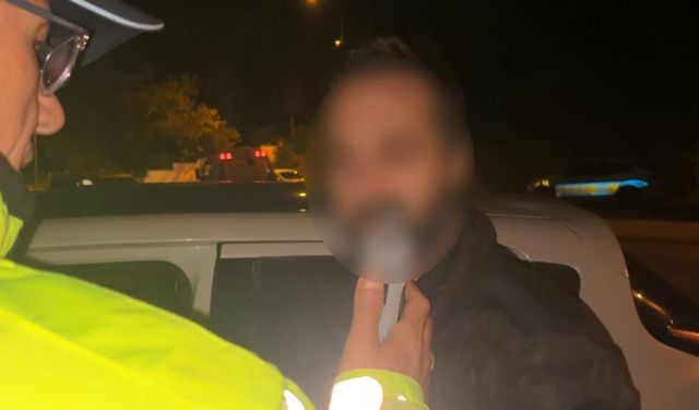"Ben seyir halinde değilim" dedi, polisi çileden çıkardı