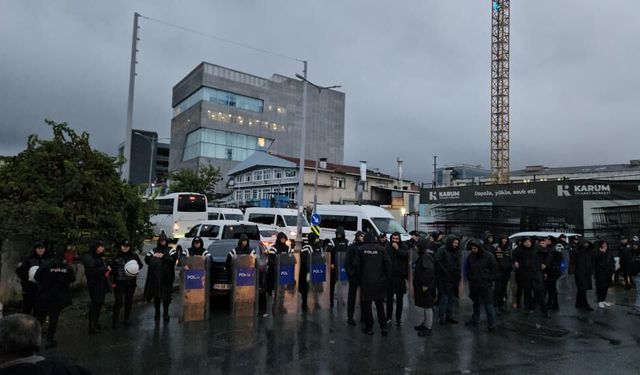 Halk TV'ye inceleme: Polis ekipleri arama yapıyor