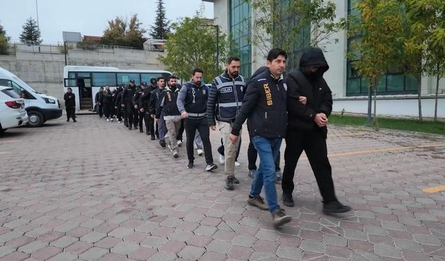 1,2 milyar liralık yasa dışı bahis operasyonunda 18 şüpheli adliyeye sevk edildi