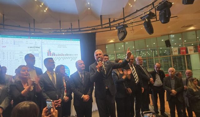 Yeni Parti Bursa’da Nihat Yeşiltaş güven tazeledi