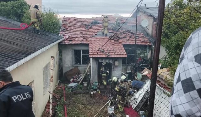 Maltepe’de gecekondu yangını: 12 yaşındaki çocuk hayatını kaybetti