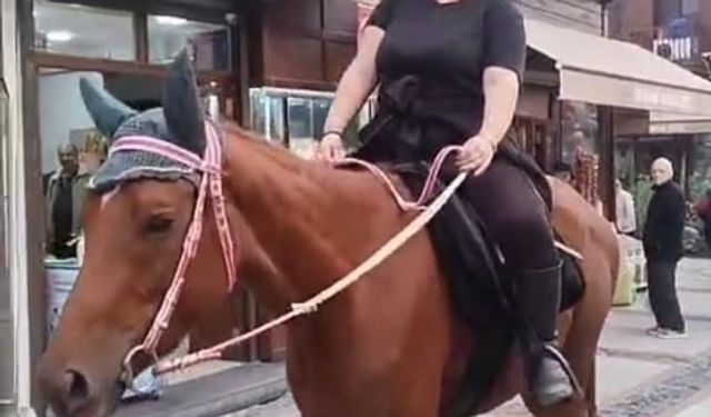 Edirne'de atıyla caddelerde gezen kadın ilgi odağı oldu