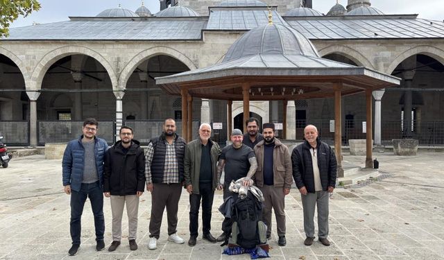 Hac için Almanya'dan yürüyerek yola çıkan Umar 88 günde Kırklareli’ye ulaştı