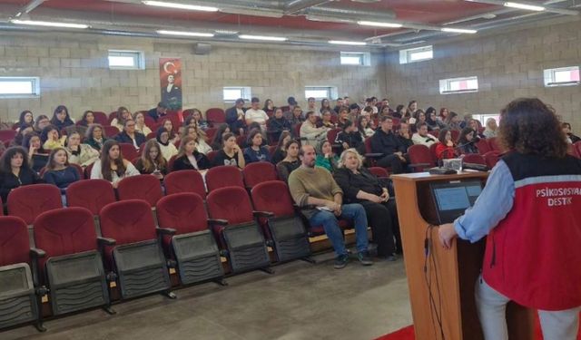 Öğrencilere Eğitim Verildi