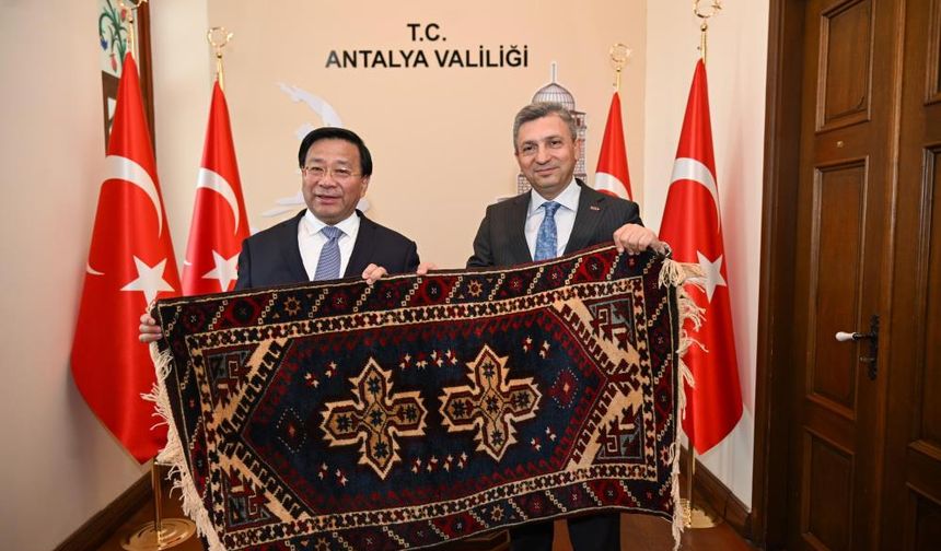 Çin'den Antalya'ya dostluk köprüsü kuruluyor