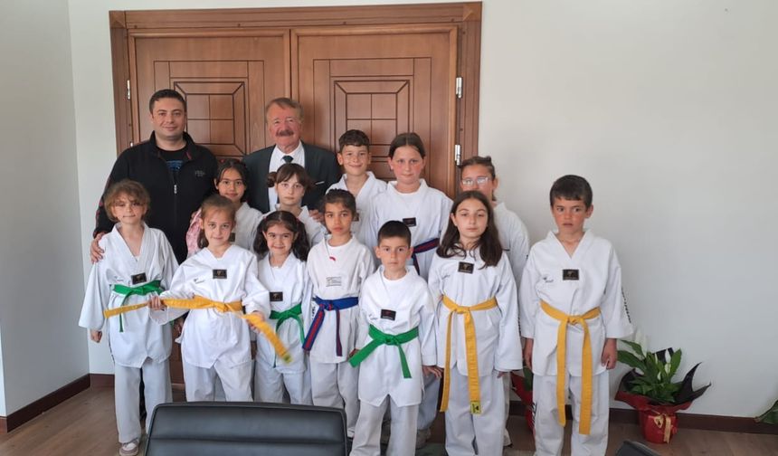 Başkan Çallı, Taekwondocularla Buluştu