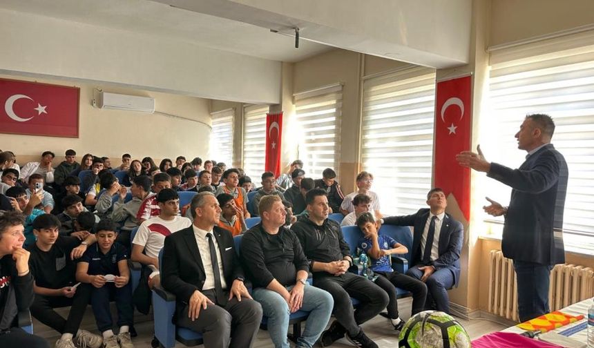 Eski FIFA hakemi Göçek Tekirdağ Muratlı’da