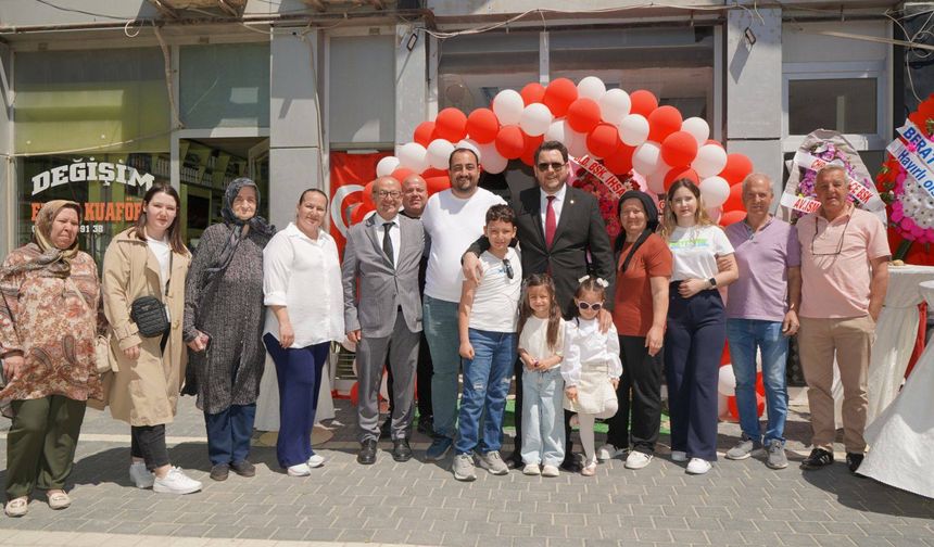 Pınarhisar’da “Genç Kahvehanesi” Hizmete Açıldı