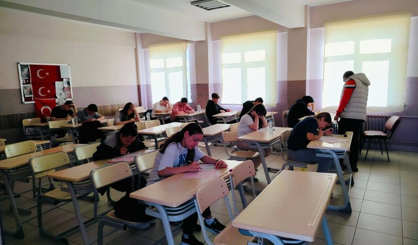 Pınarhisar’da LGS ve YKS Adaylarına Sınav Provası