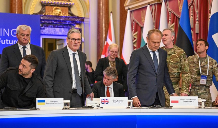 Ukrayna’da bir araya gelen Avrupalı liderlerden Rusya’ya yeni yaptırım tehdidi
