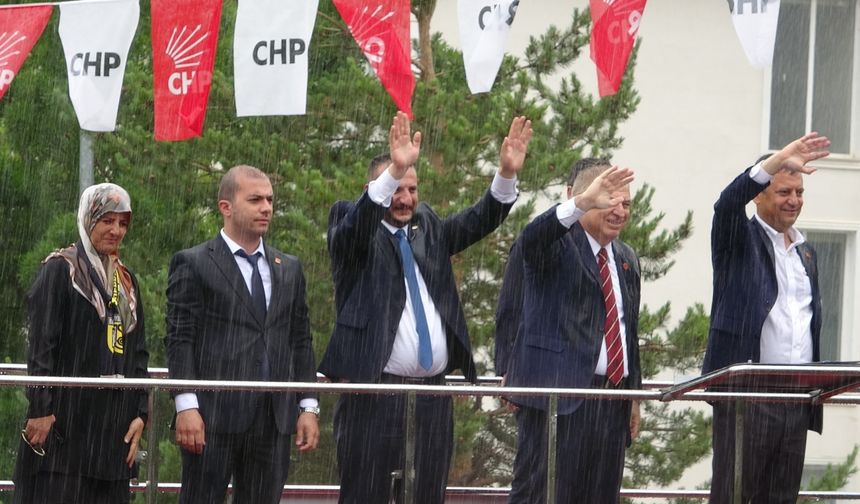 CHP Genel Başkanı Özel: "Verilip de tutulmayan sözler var, Kop Tüneli, havaalanı ne oldu?"