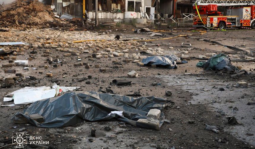 Rusya'nın Ukrayna'ya saldırısında can kaybı 4'e, yaralı sayısı 80'e yükseldi