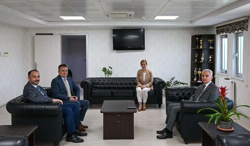 Vali Turan’dan SGK İl Müdürlüğüne Ziyaret
