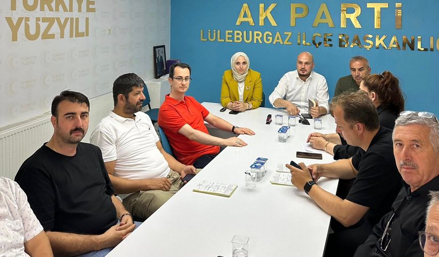 AK Parti Lüleburgaz’da Haftalık Toplantı Gerçekleşti