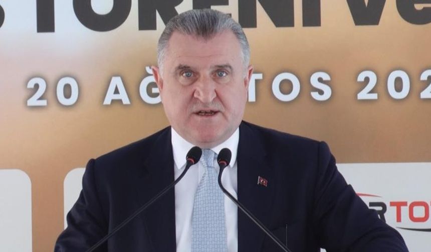 Bakan Bak: "‘Terörsüz Türkiye’ projesi çerçevesinde Cudi Dağı'nda artık roket sesi değil, raket sesleri dinleniyor"