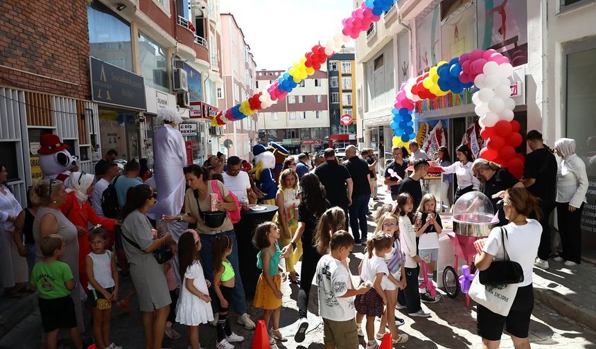 Ayşegül Belgin Cimnastik ve Aktivite Merkezi Açıldı