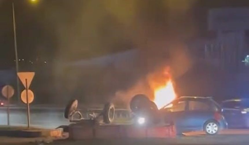 Bursa'da traktöre çarpıp yanan otomobildeki anne-kız yaralandı