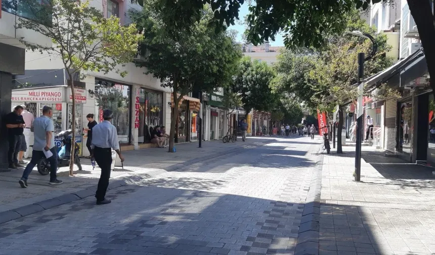 Hava Parçalı Bulutlu Olacak