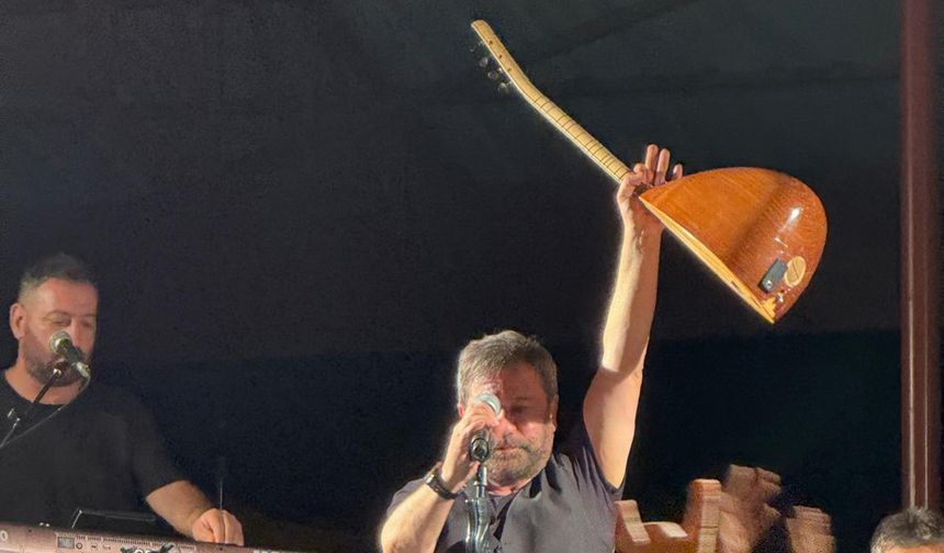Kaman’da Unutulmaz Gece: Osman Öztunç Gönülleri Mest Etti