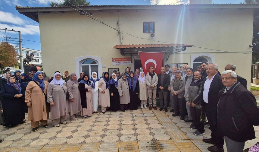 Başkan Ufuk İn, Umre’ye Giden Vatandaşları Dualarla Uğurladı