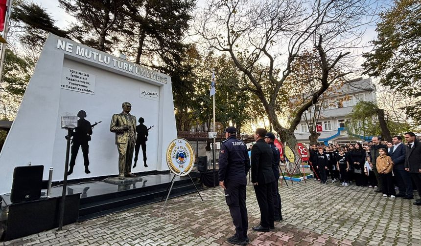 Kıyıköy’de Atatürk Saygı ve Özlemle Anıldı