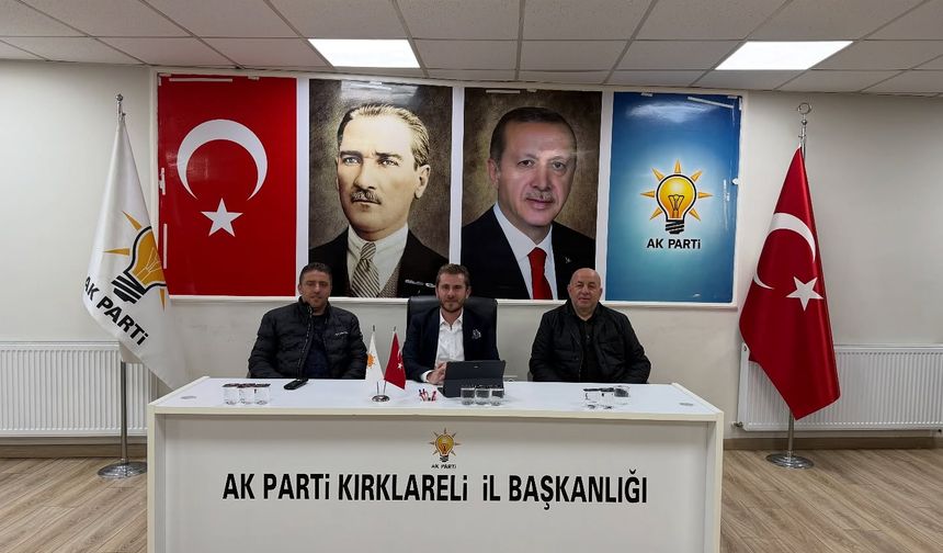 AK Parti Merkez İlçede Haftalık Toplantı Yapıldı