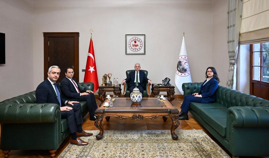 Vali Turan, Göç İdaresi Denetçilerini Makamında Ağırladı