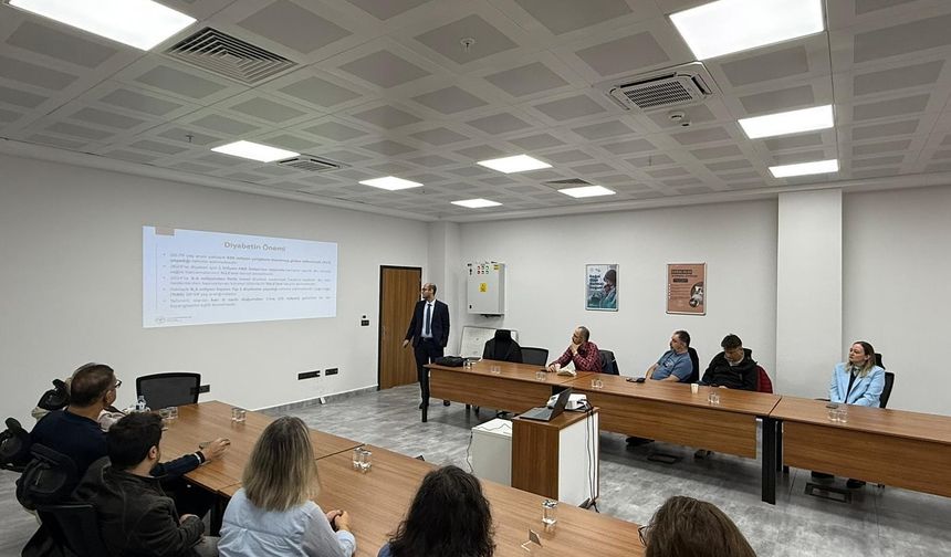 Aile Hekimlerine Diyabet Eğitimi Verildi