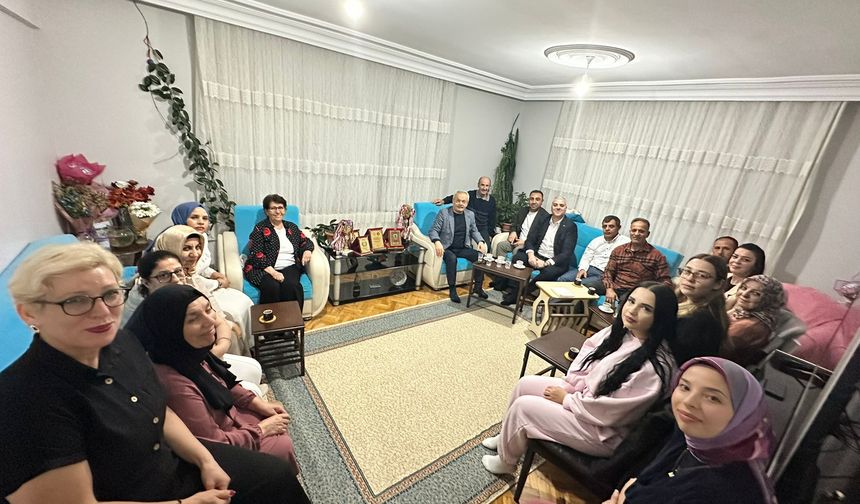 MHP’den İstasyon Mahallesi’nde Ev Ziyareti