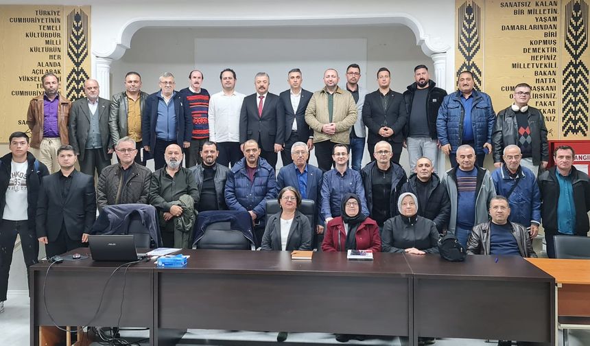 AK Parti Lüleburgaz’da Danışma Toplantısı Yapıldı