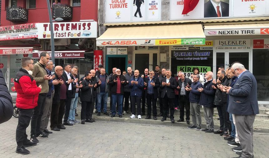 İlçe Başkanı Kayalı Umreye Uğurlandı