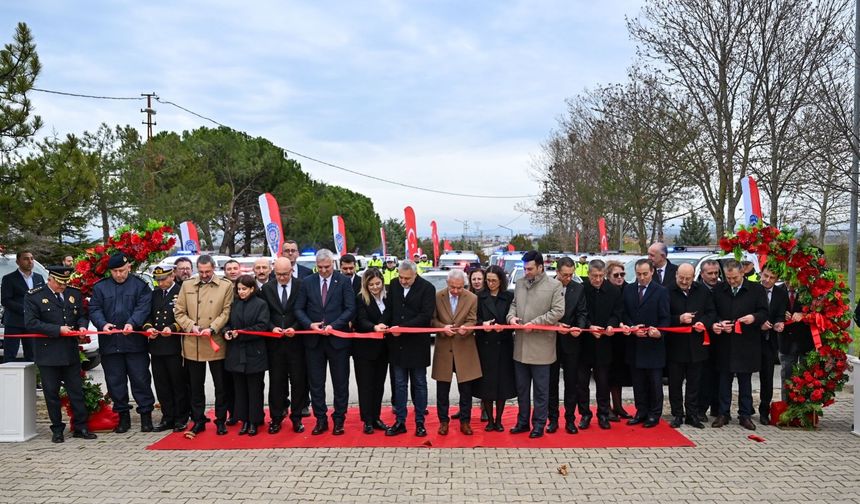 Kırklareli Emniyetine 64 Yeni Hizmet Aracı Teslim Edildi