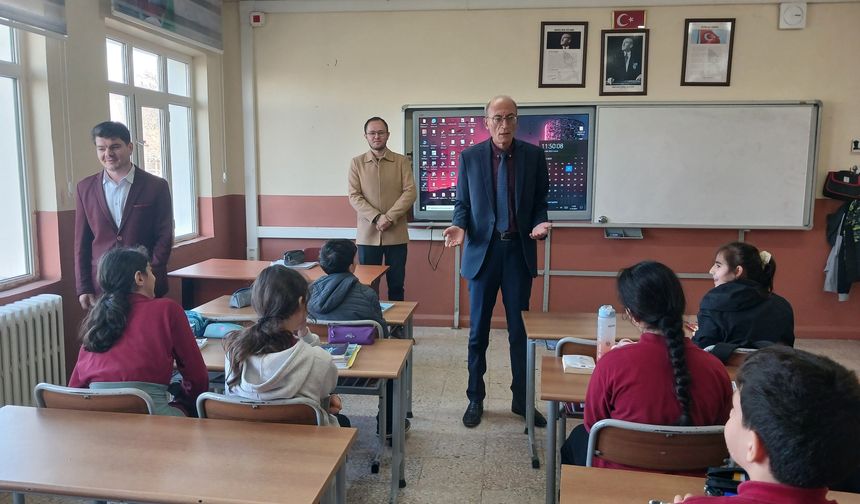 Müdür Akdemir’den Sergen Okullarına Ziyaret