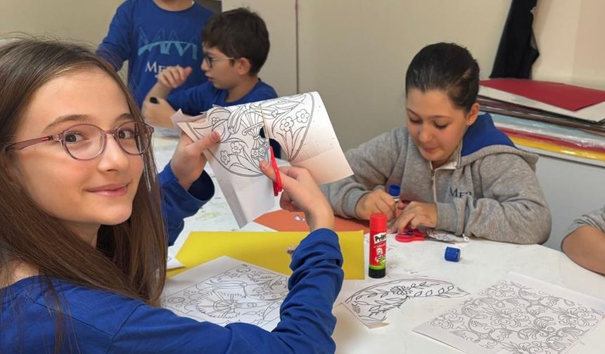 Görsel Sanatlarda Anadolu Motifleriyle Buluşma