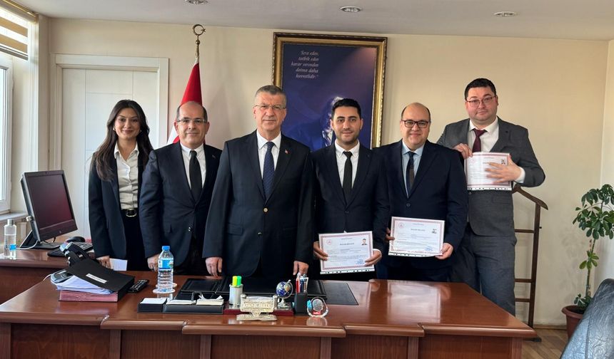 Babaeski’de Tapu Müdürlüğü Personeline Başarı Belgesi