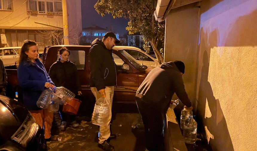 Keşan’da susuz hafta sonu: Vatandaş kaynak çeşmelerine akın etti