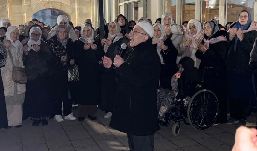 Lüleburgaz’dan İki Ayrı Umre Kafilesi Dualarla Uğurlandı