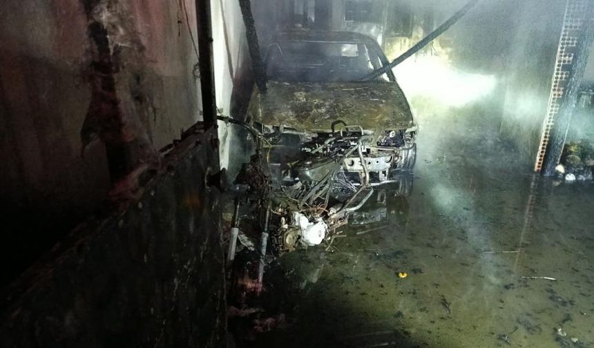 Çan’da çıkan yangında 1 otomobil ve 1 motosiklet yandı