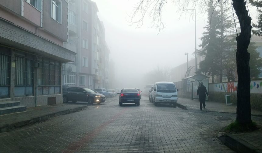 Sabah Saatlerinde Sis Etkili Oldu